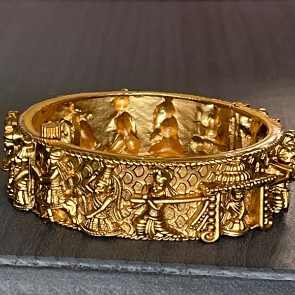 2 Doli bangles in 22K antique gold plated. - Picture 7 of 10